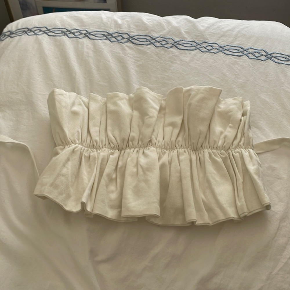 White ruffle tie crop top